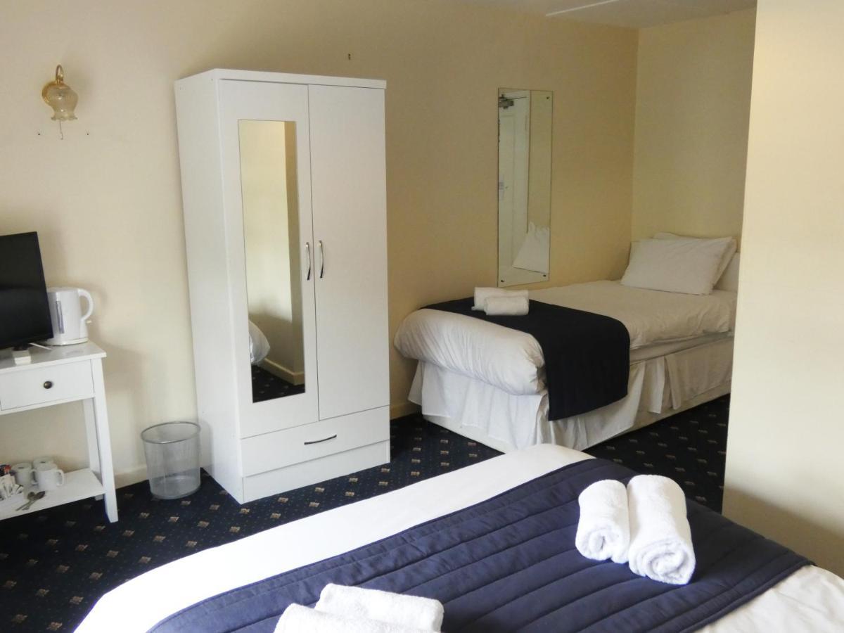 The Riverside Hotel Монмут Экстерьер фото